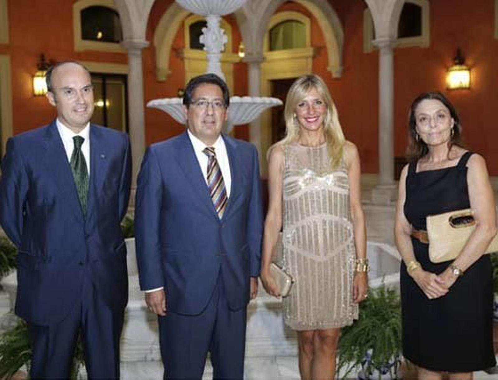 Marta Robles presenta su novela 'Luisa y los espejos'