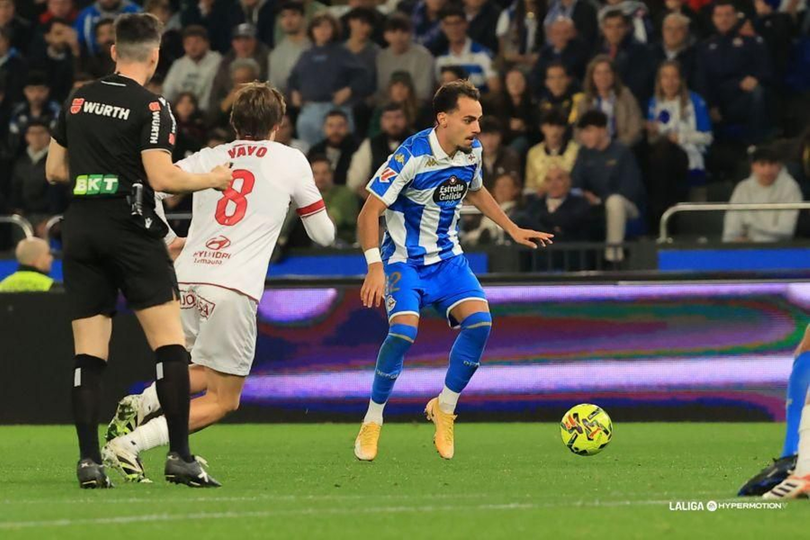 La Cultural Leonesa, próximo rival del Málaga CF, goleada por el Deportivo