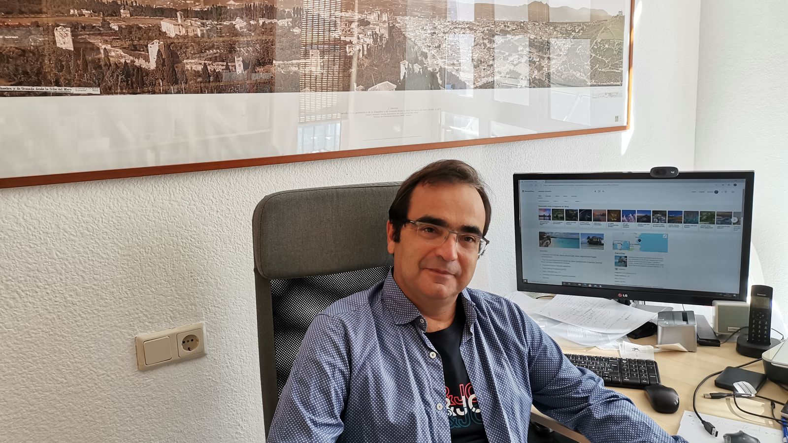 Antonio Laserna, profesor de la UGR