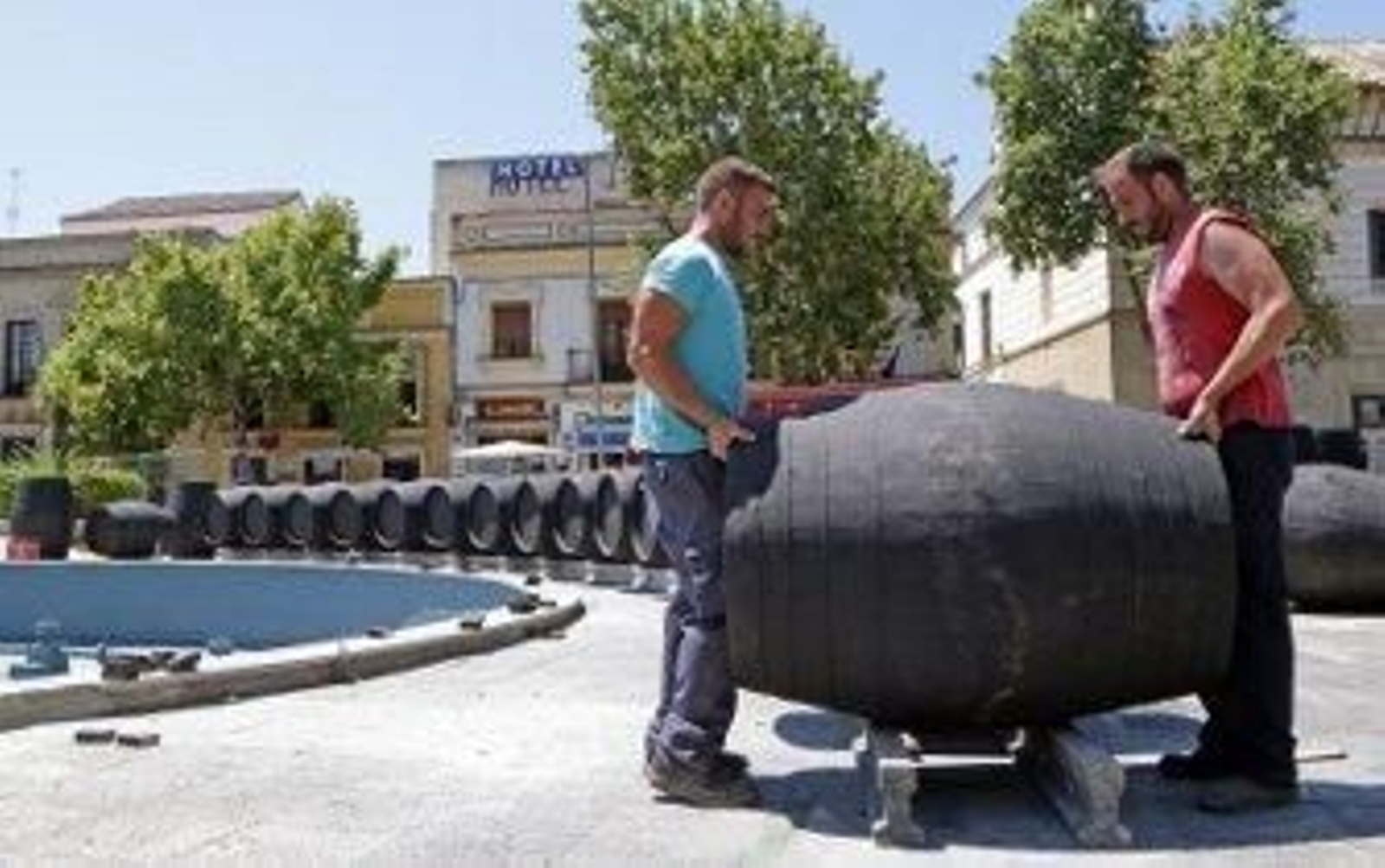 Comienza el montaje en el Mamelón de la salida de la Vuelta Ciclista a España Comienza el montaje en el Mamelón de la salida de la Vuelta Ciclista a España