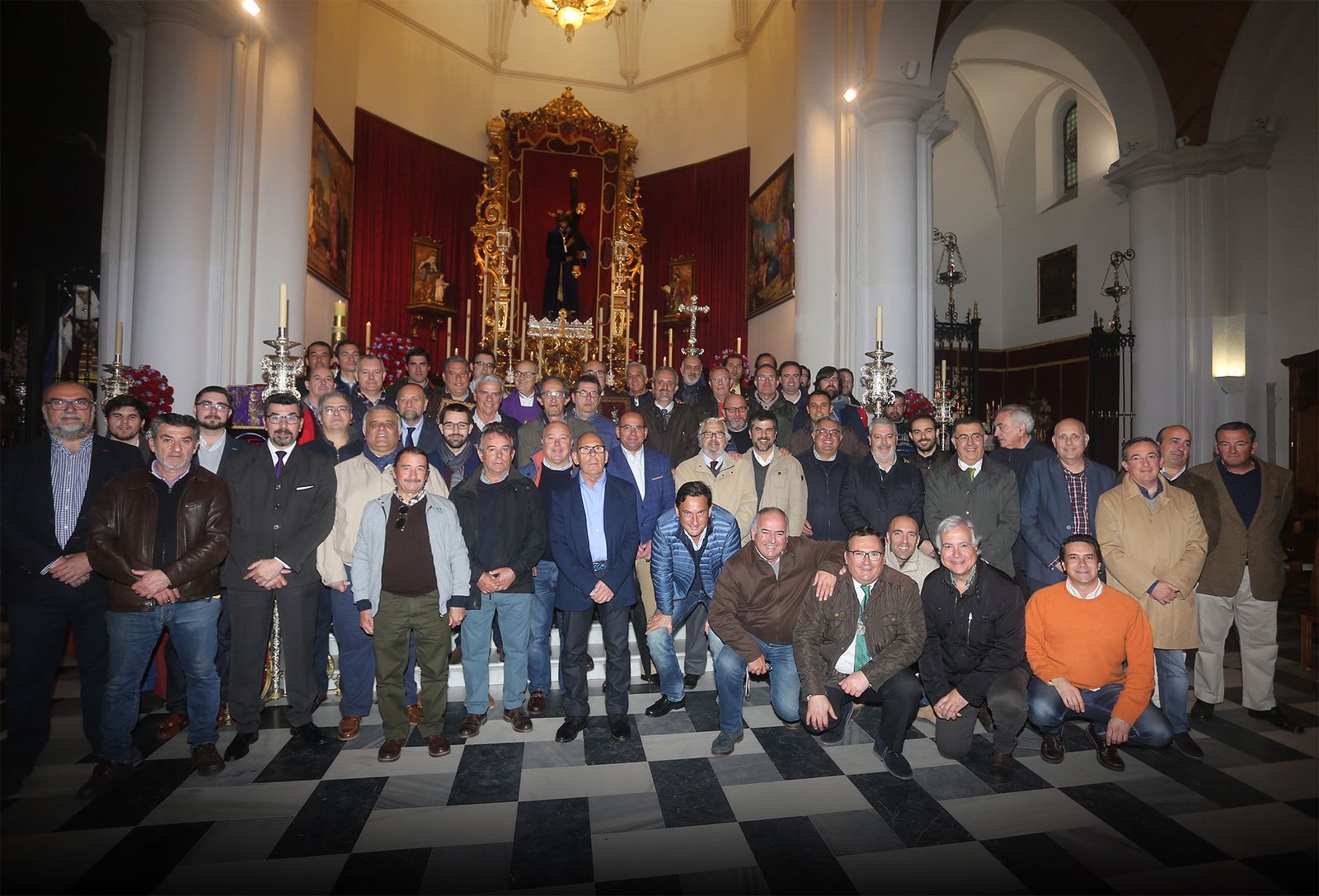 Imagenes de la misa de acción de gracias por el aniversario de la cuadrilla de costaleros