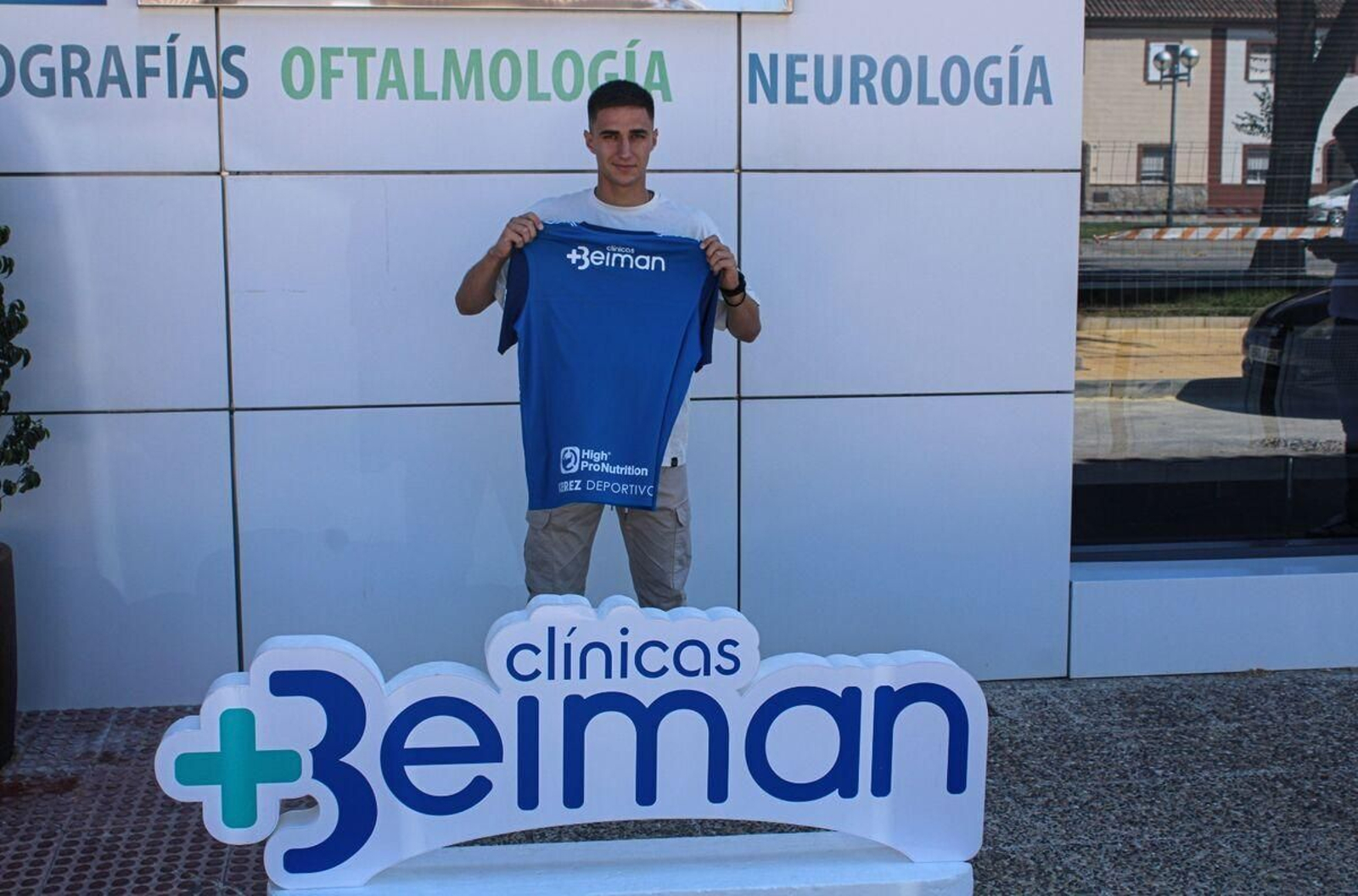 Mikan se dañó la clavícula en El Picacho y está  a la espera de conocer el alcance de su lesión.