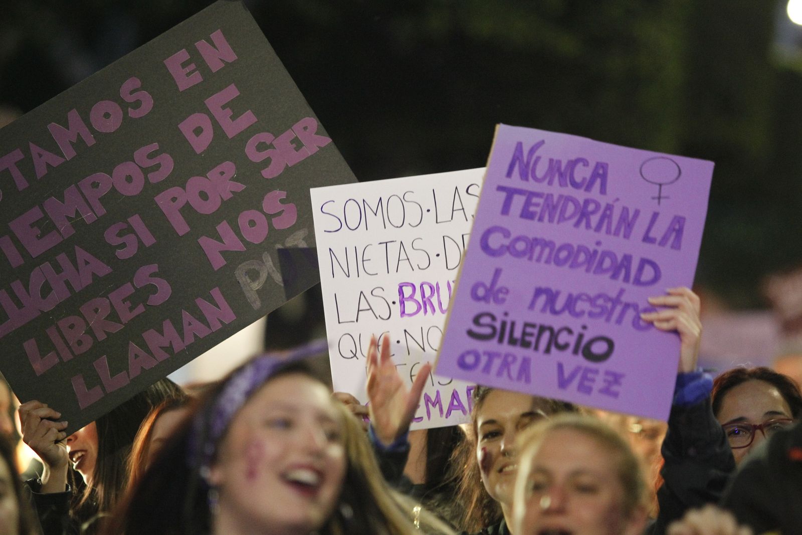 Fotogalería manifestación Día Internacional de la Mujer en Almería