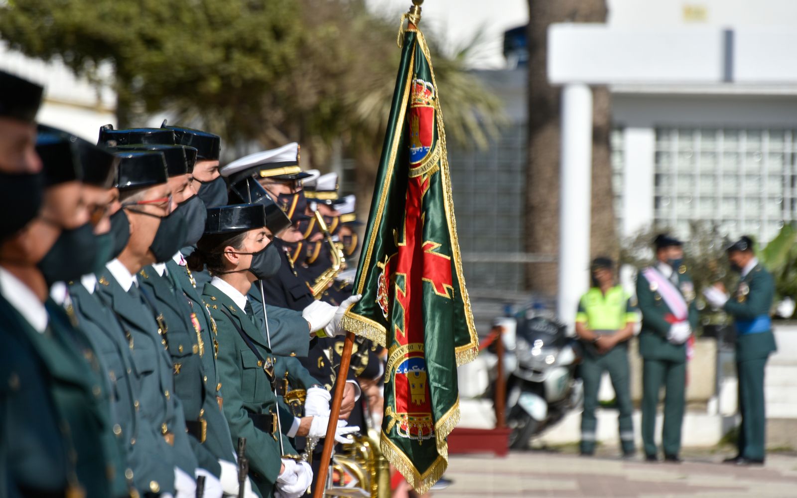 Las fotos de los actos de la Guardia Civil en Tarifa por la festividad de la Virgen del Pilar
