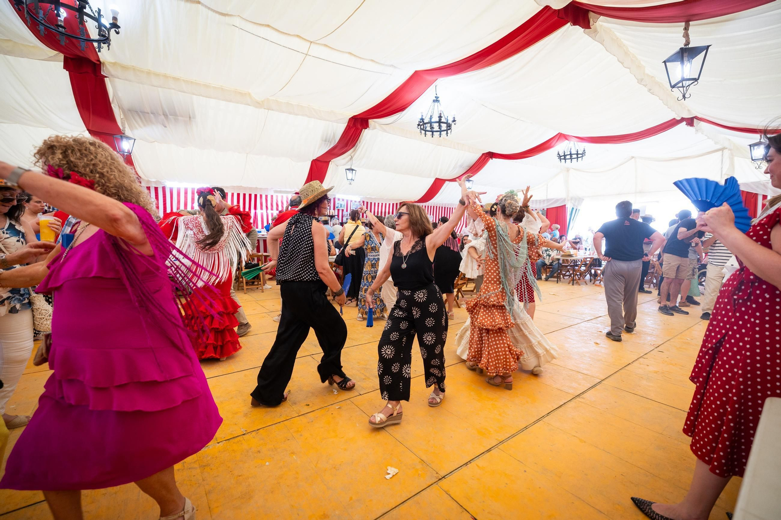 Búscate en las imágenes del sábado de la Feria de Puerto Real 2025