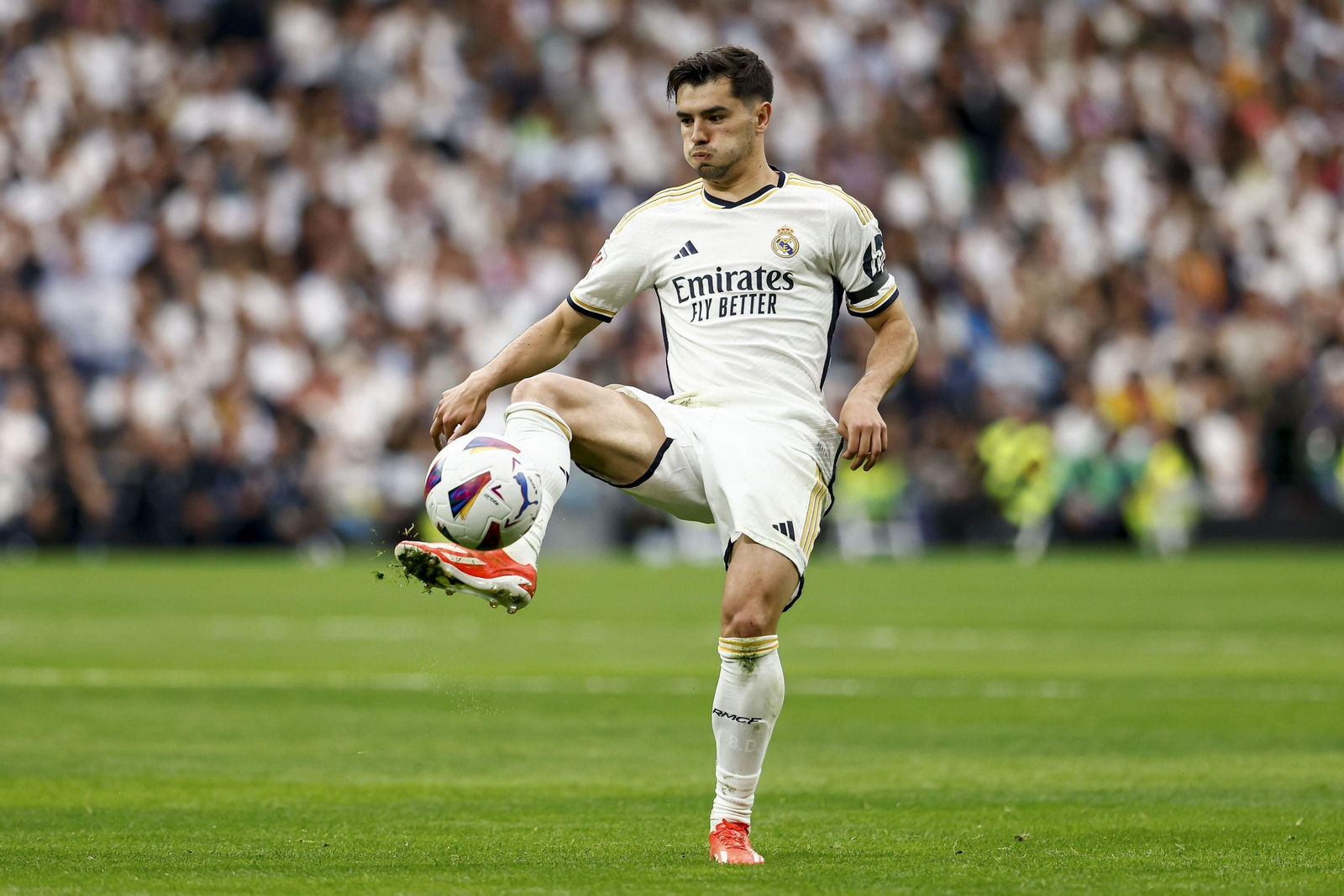 El espectacular gol de Brahim Díaz en el Real Madrid - Cádiz