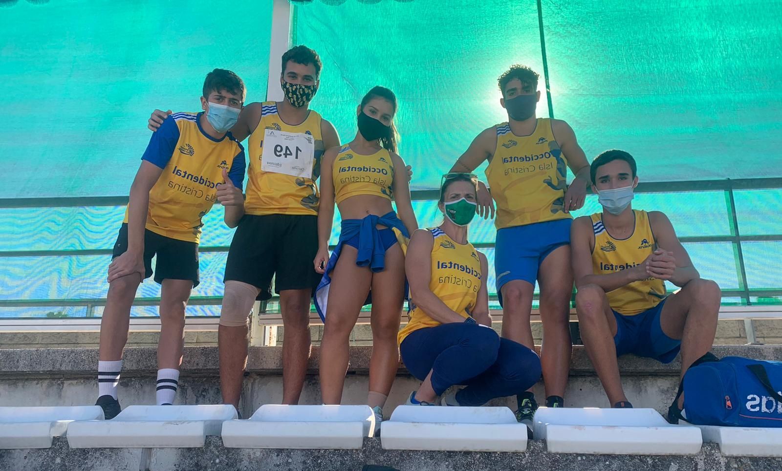 Representantes del Club Atletismo Isla Cristina en el Andaluz sub16.