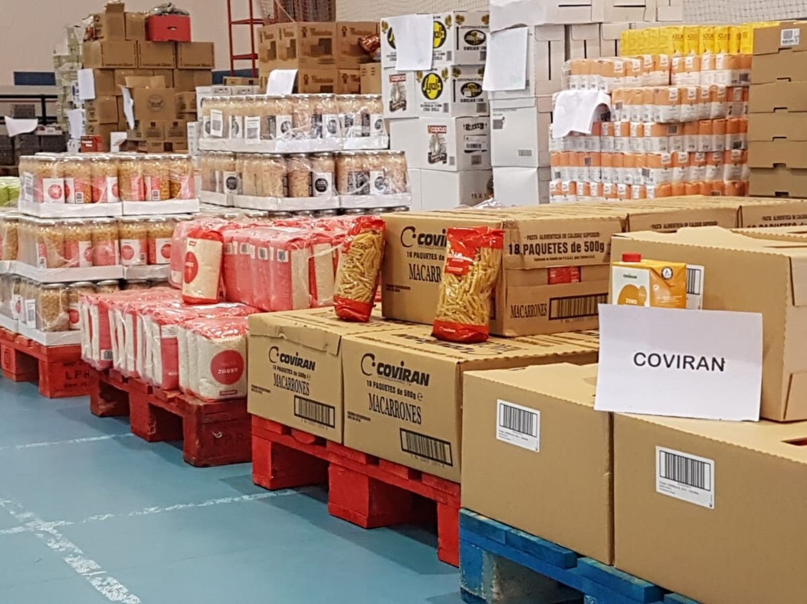 Donación realizada por Covirán en Jerez.