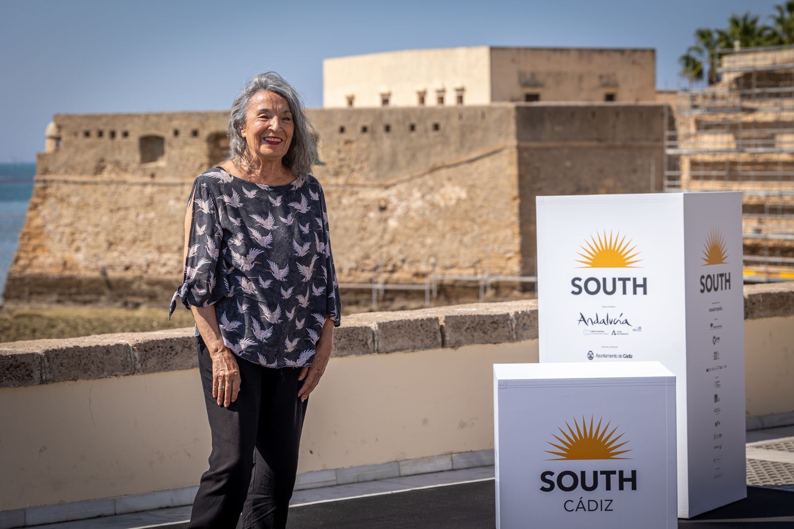Photocall de Petra Martínez y actores de la serie 'La ley del mar' en La Caleta
