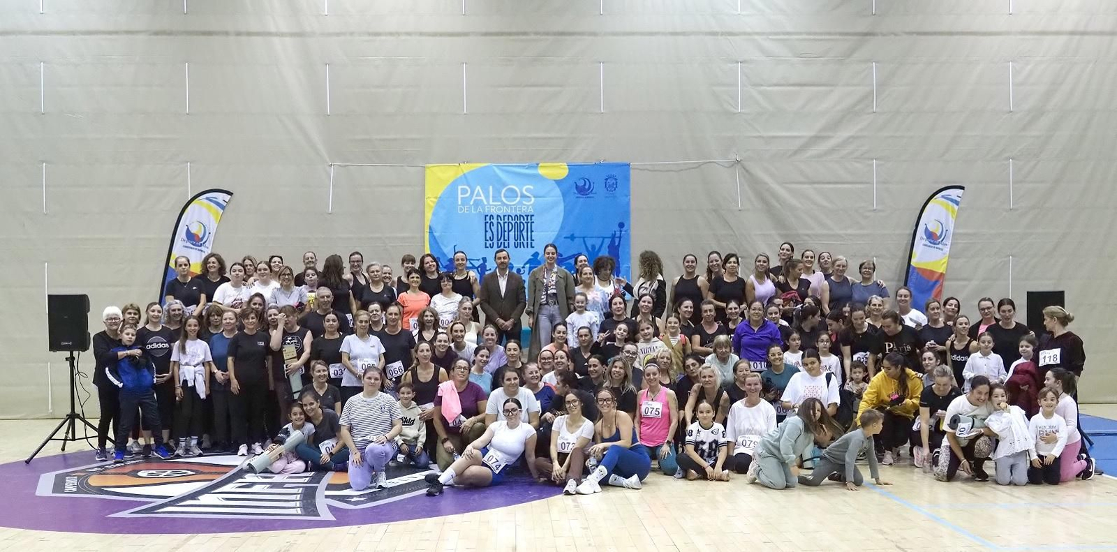 Más de 120 personas participan en el Día Fitness de Palos de la Frontera.