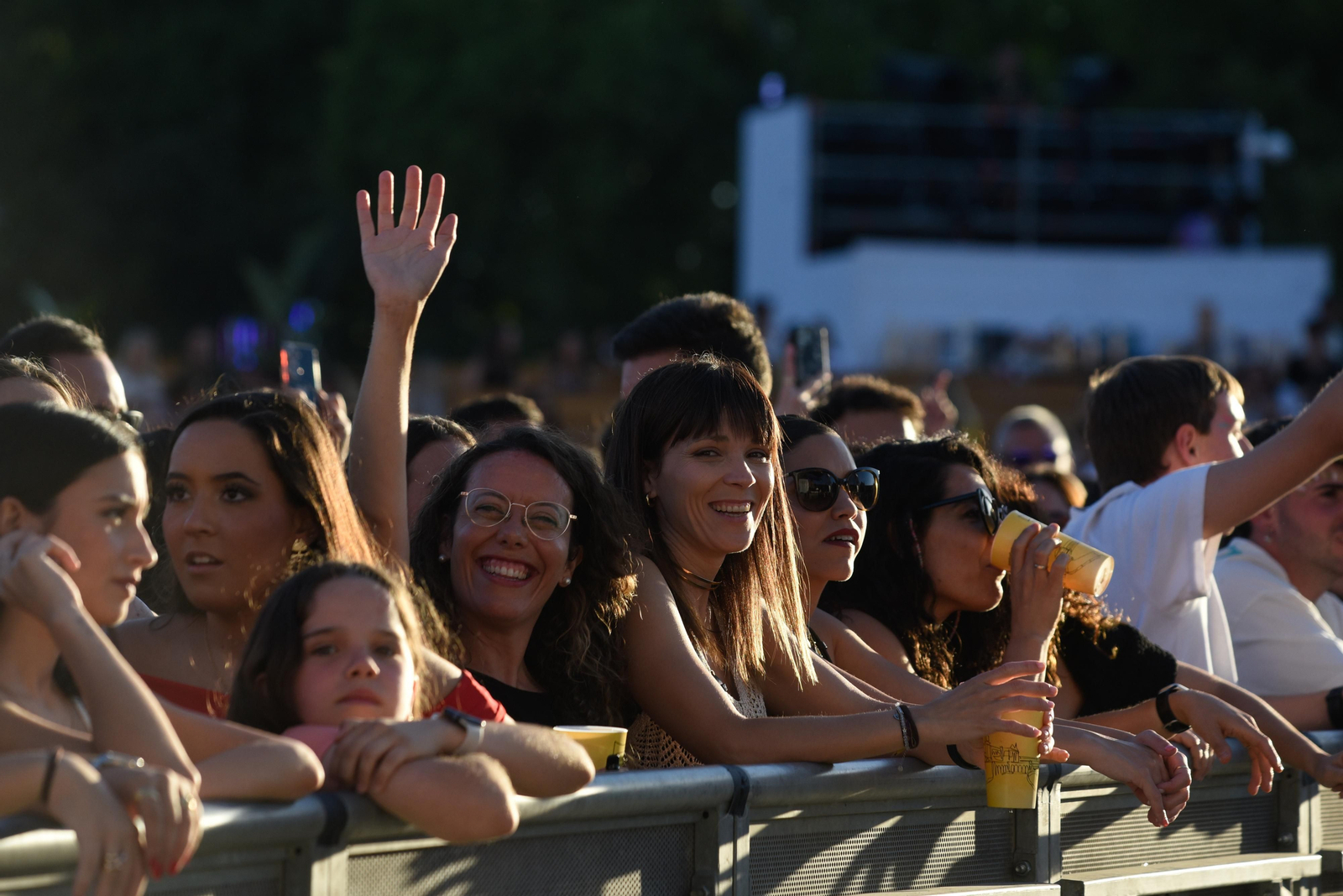 Búscate en el concierto de Danna Paola en Icónica Sevilla Fest 2024