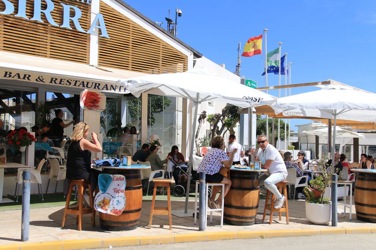 Garrucha llena sus bares con la VI Ruta de la Tapa