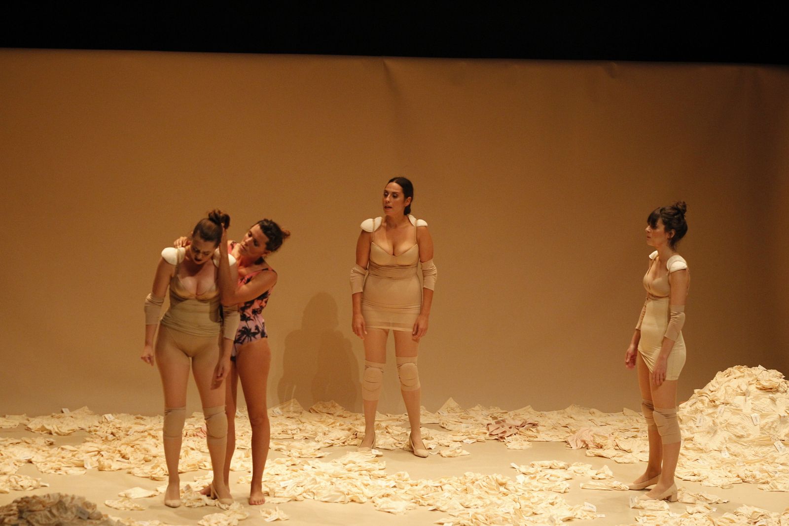 Fotogalería Festival Teatro El Ejido. Obra "Las Dependientas"