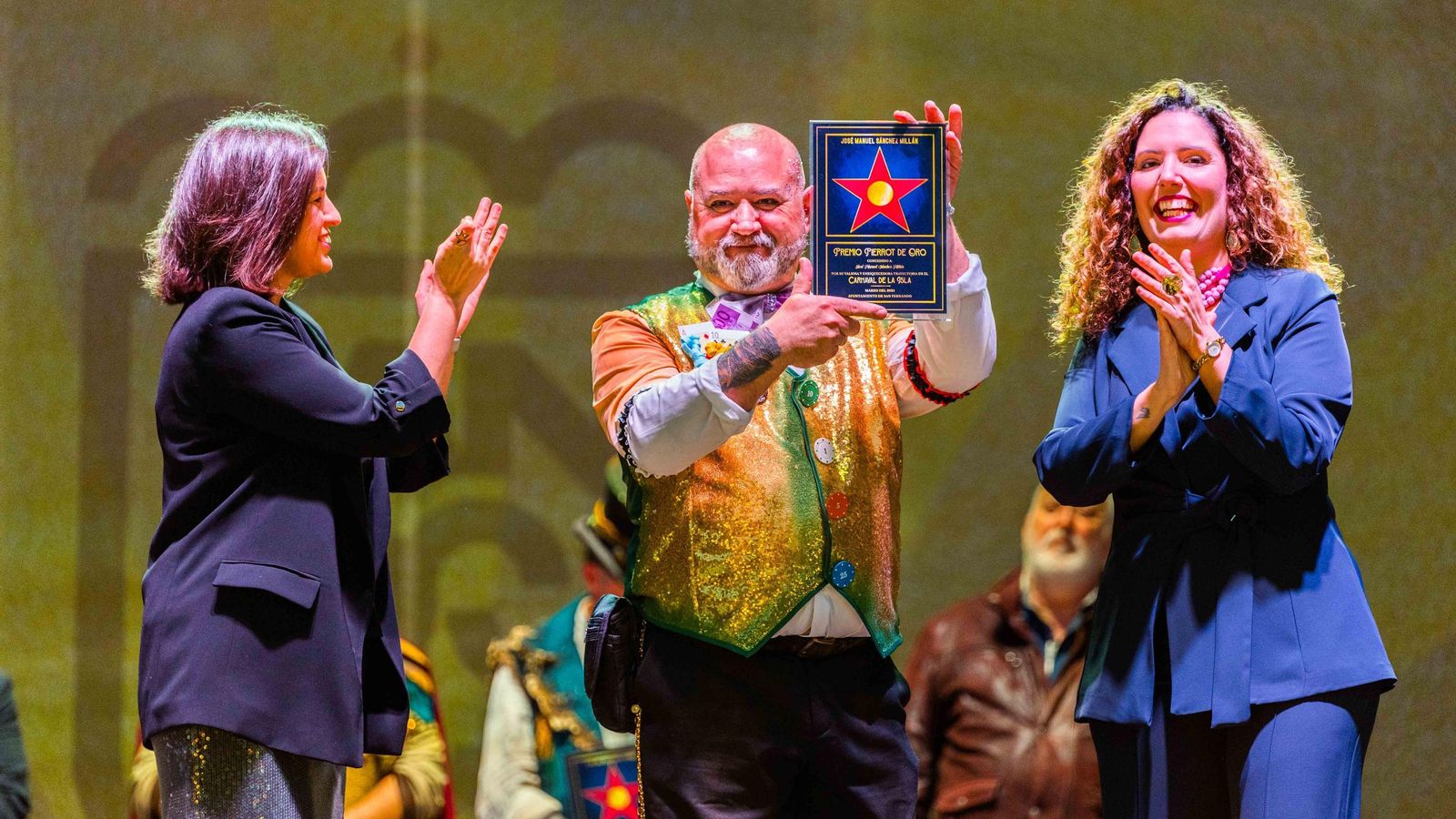 José Manuel Sánchez Millán, distinguido con el Pierrot de Oro en la Gala del Carnaval de San Fernando