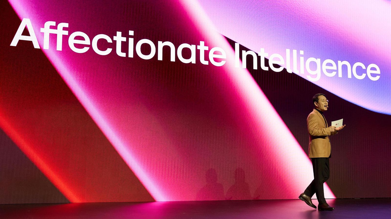 El director ejecutivo de LG, William Cho