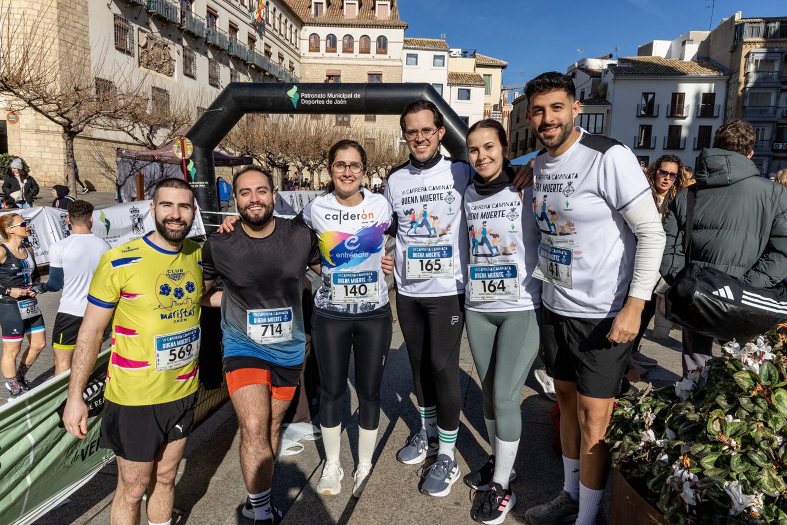 En imágenes: deporte y solidaridad se dan la mano en la VI Carrera-Caminata de la Hermandad de la Buena Muerte (1)