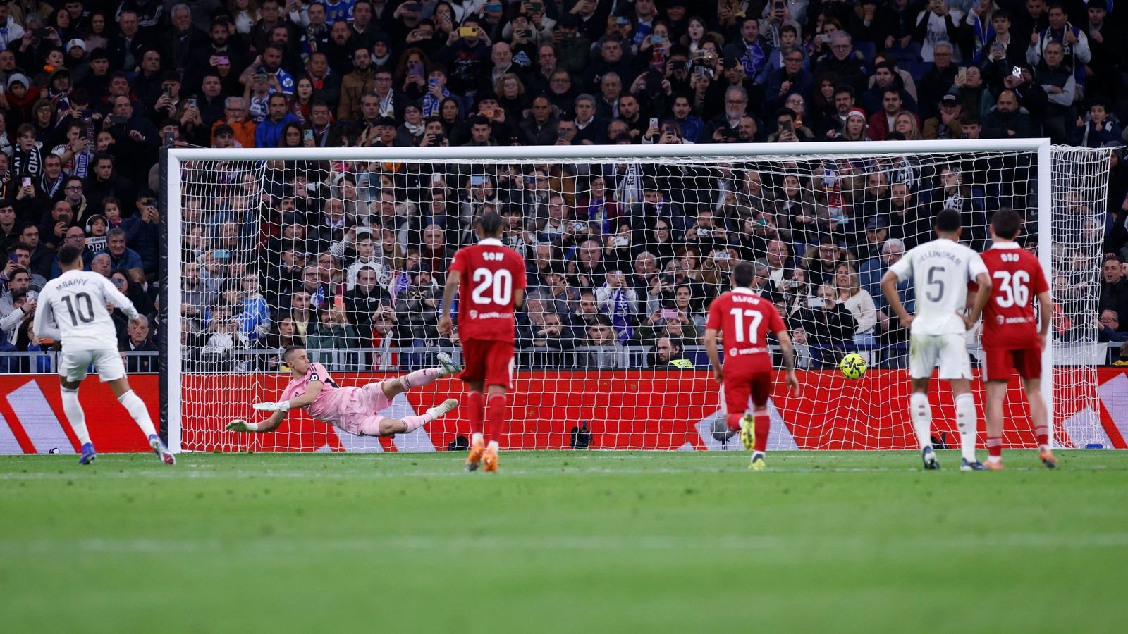 pic-20251220T231200S0000W1