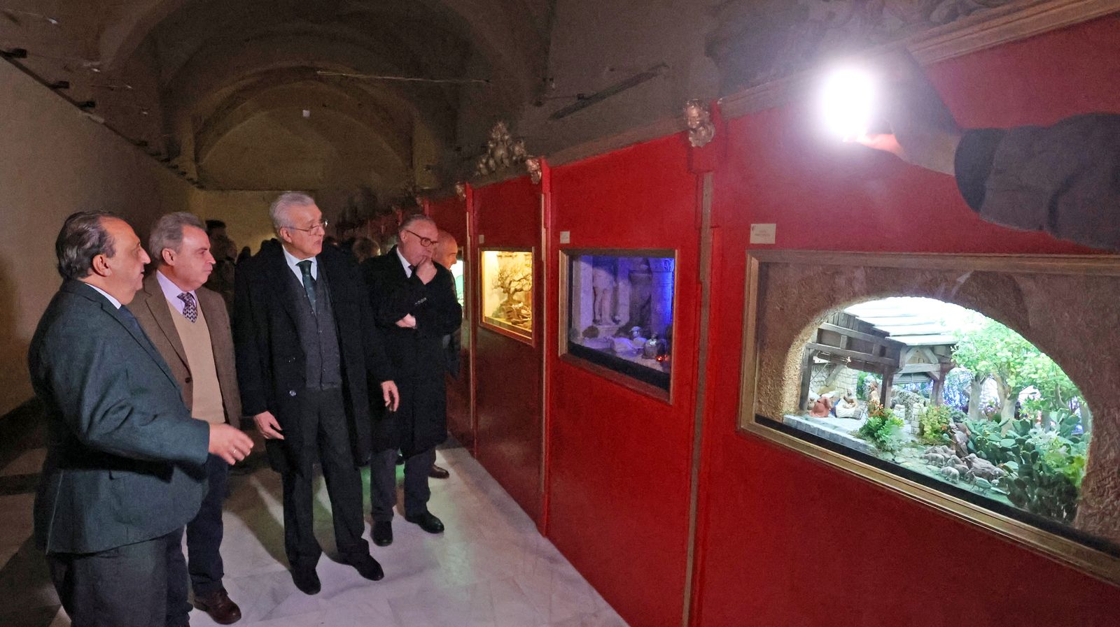 Un momento de la inauguración de la exposición de belenes de los Claustros en Jerez.