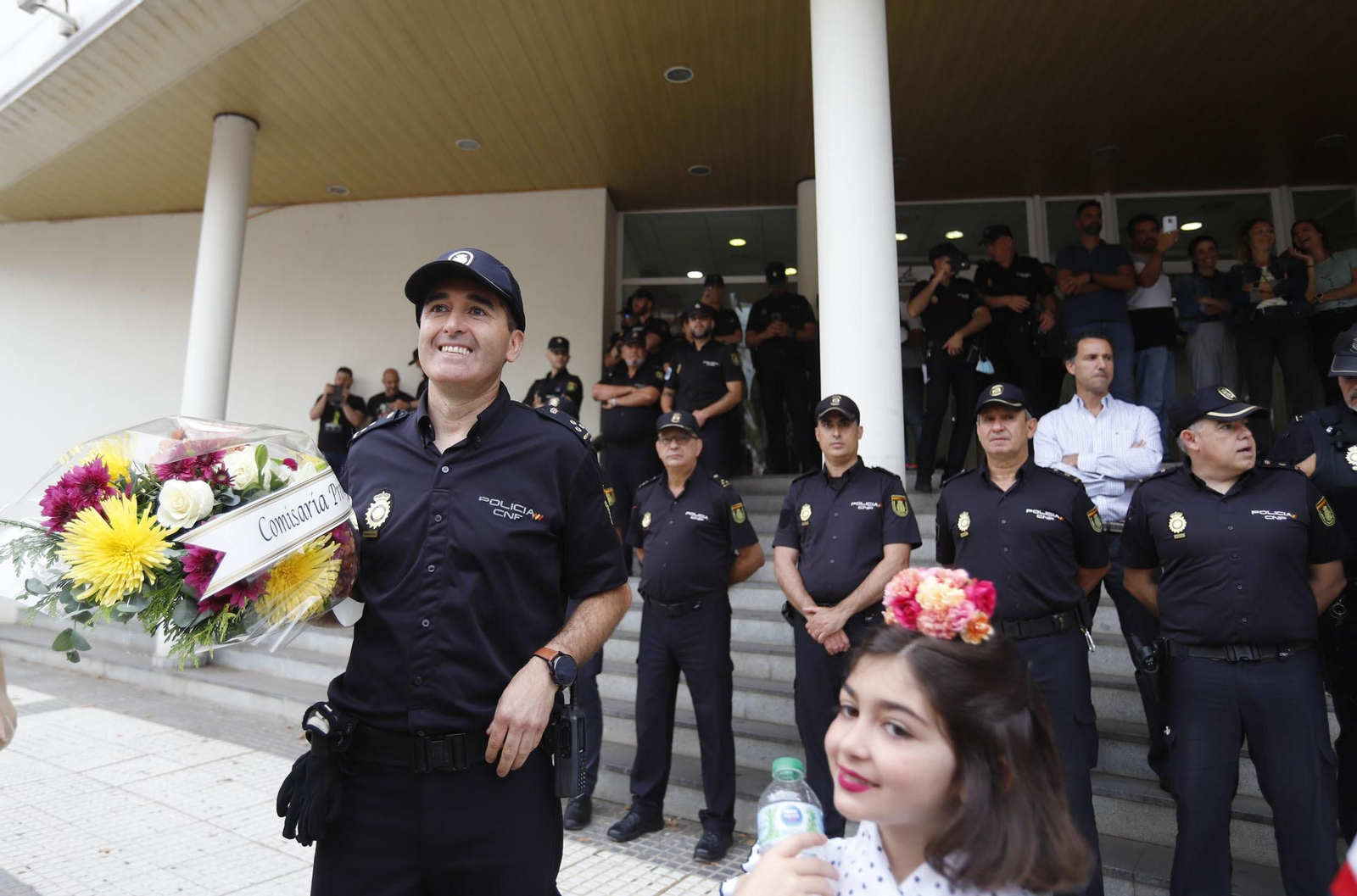 Imágenes de Emigrantes en la Policía Nacional