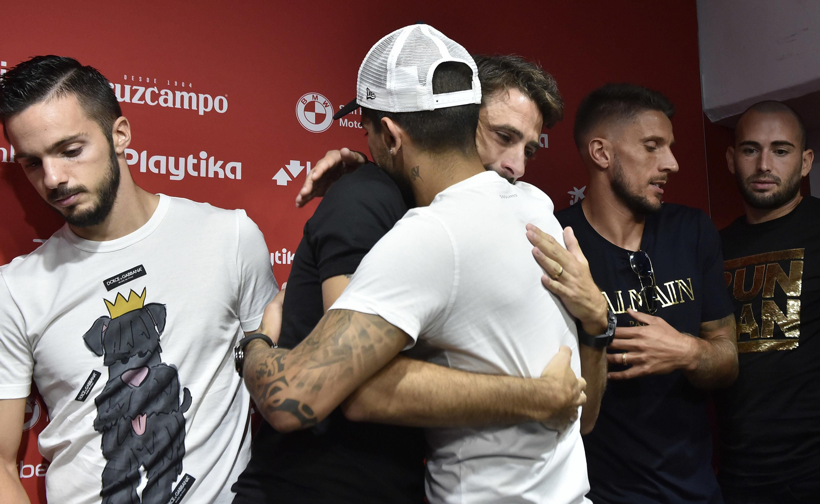 Las imágenes de la emotiva despedida de Nico Pareja del Sevilla