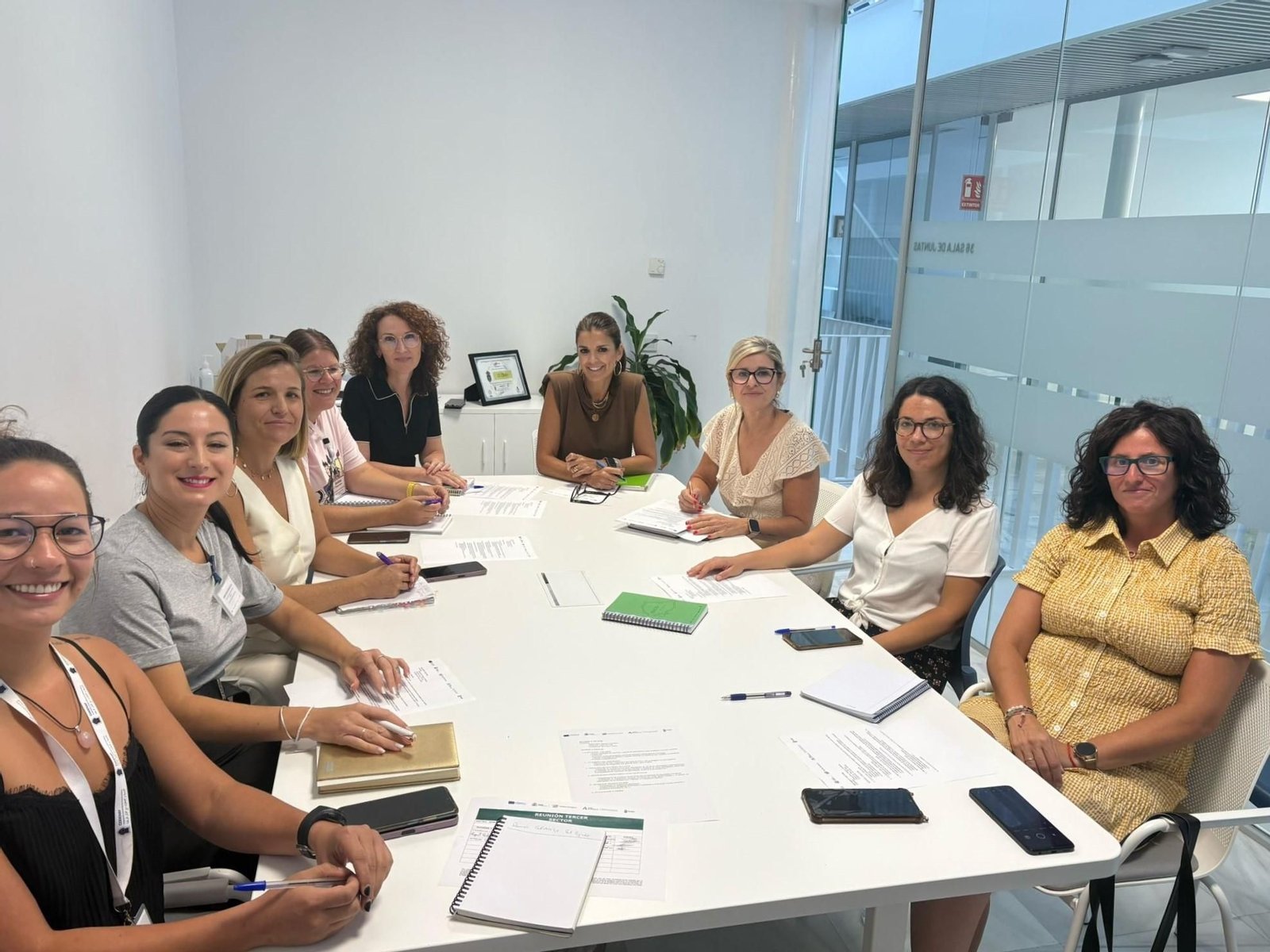 El Consistorio ha mantenido una reunión con representantes del tercer sector del municipio.