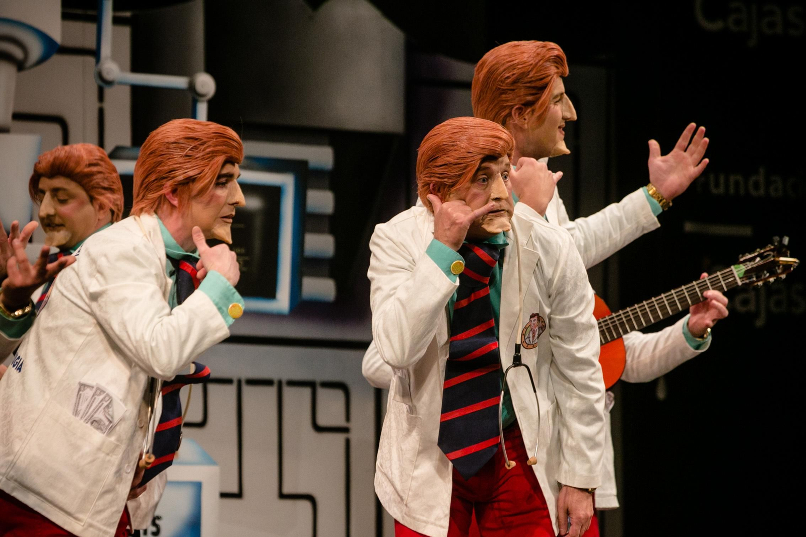 Chirigota "El tiempo entre costuras"