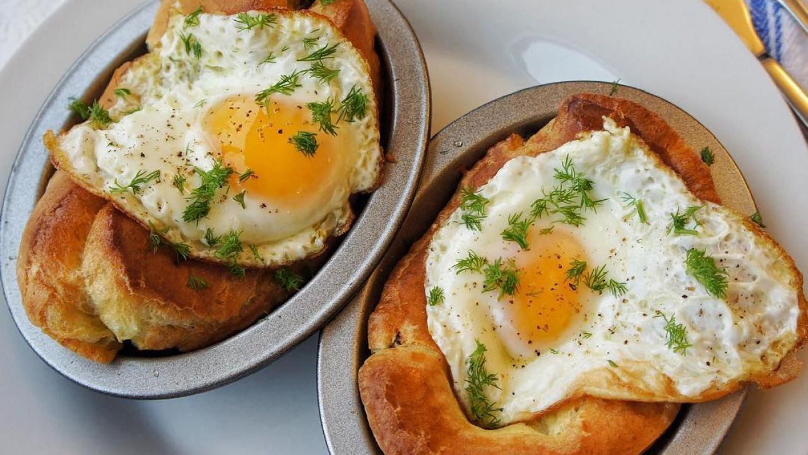 La mayoría de las proteínas del huevo se encuentran en la yema.