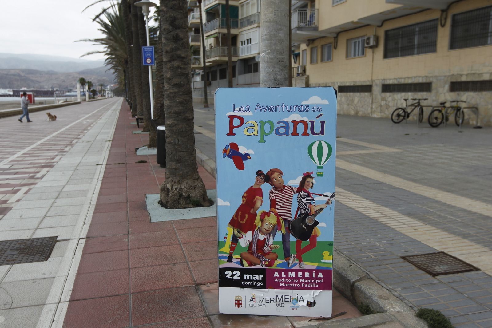 Fotogalería 'Almería, desierta en sábado'. Coronavirus-COVID-19