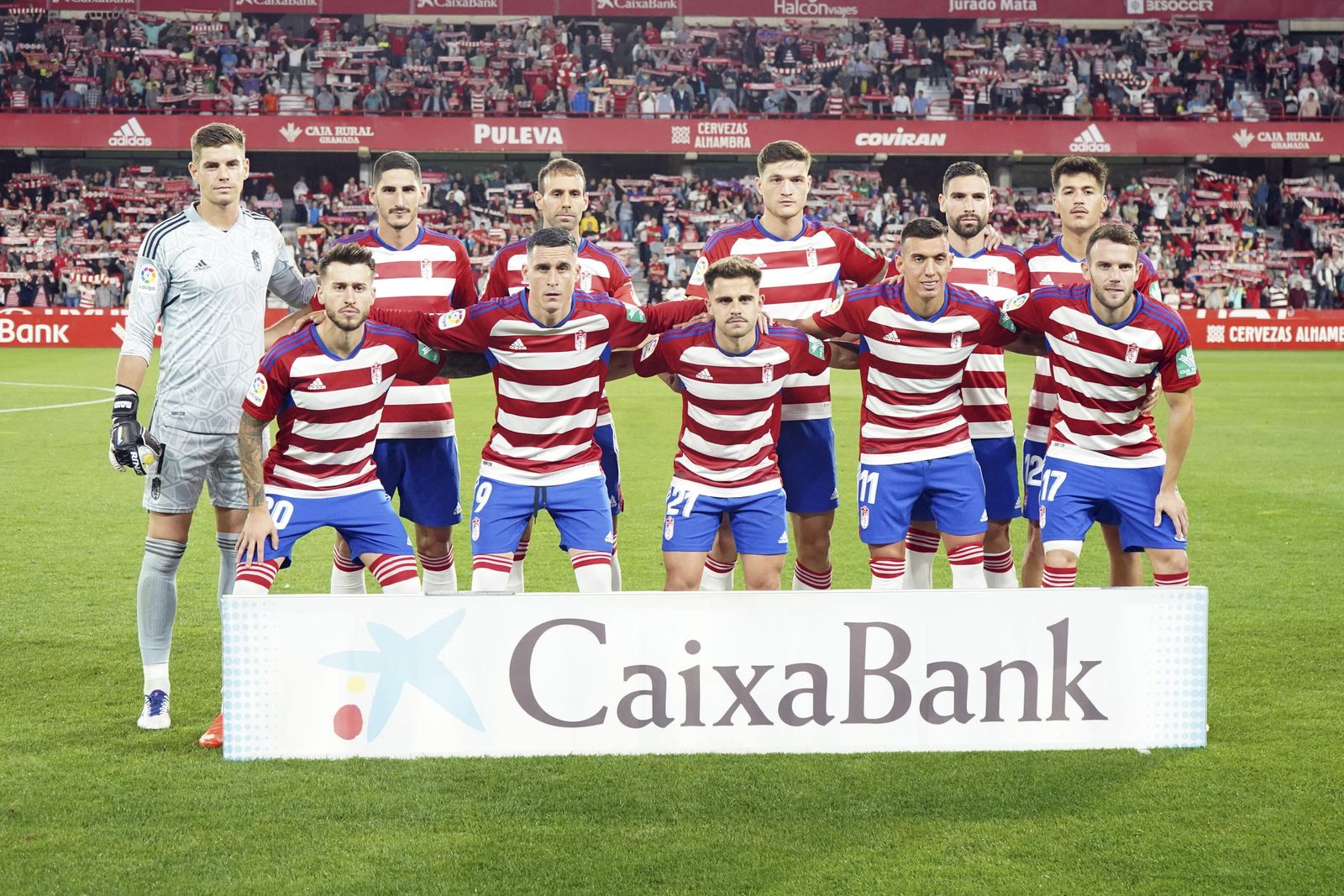 Once inicial del Granada CF en el partido ante el Zaragoza
