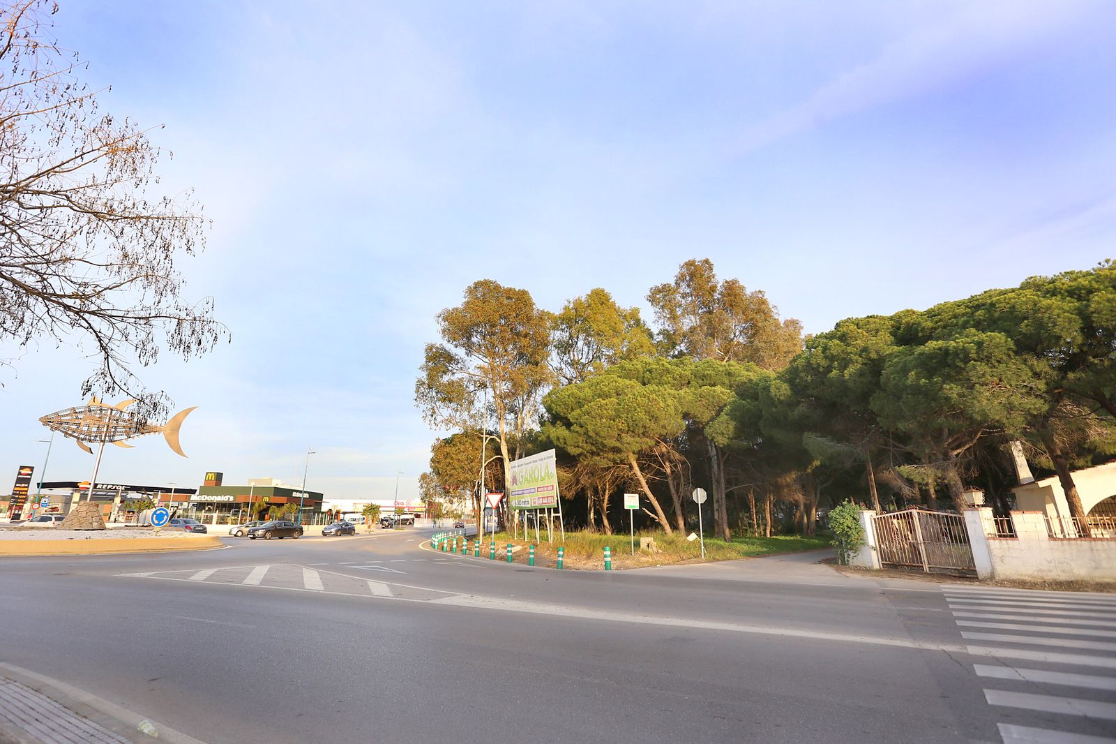 Terrenos junto a la rotonda del Atún donde se llevará a cabo la actuación urbanística.