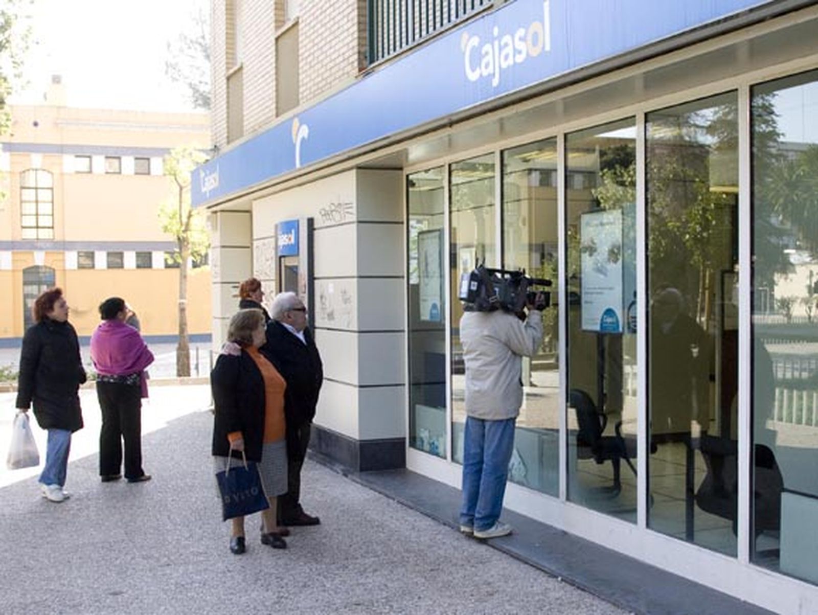 El fiscal pide 14 años a un atracador que secuestró a una madre con dos hijos