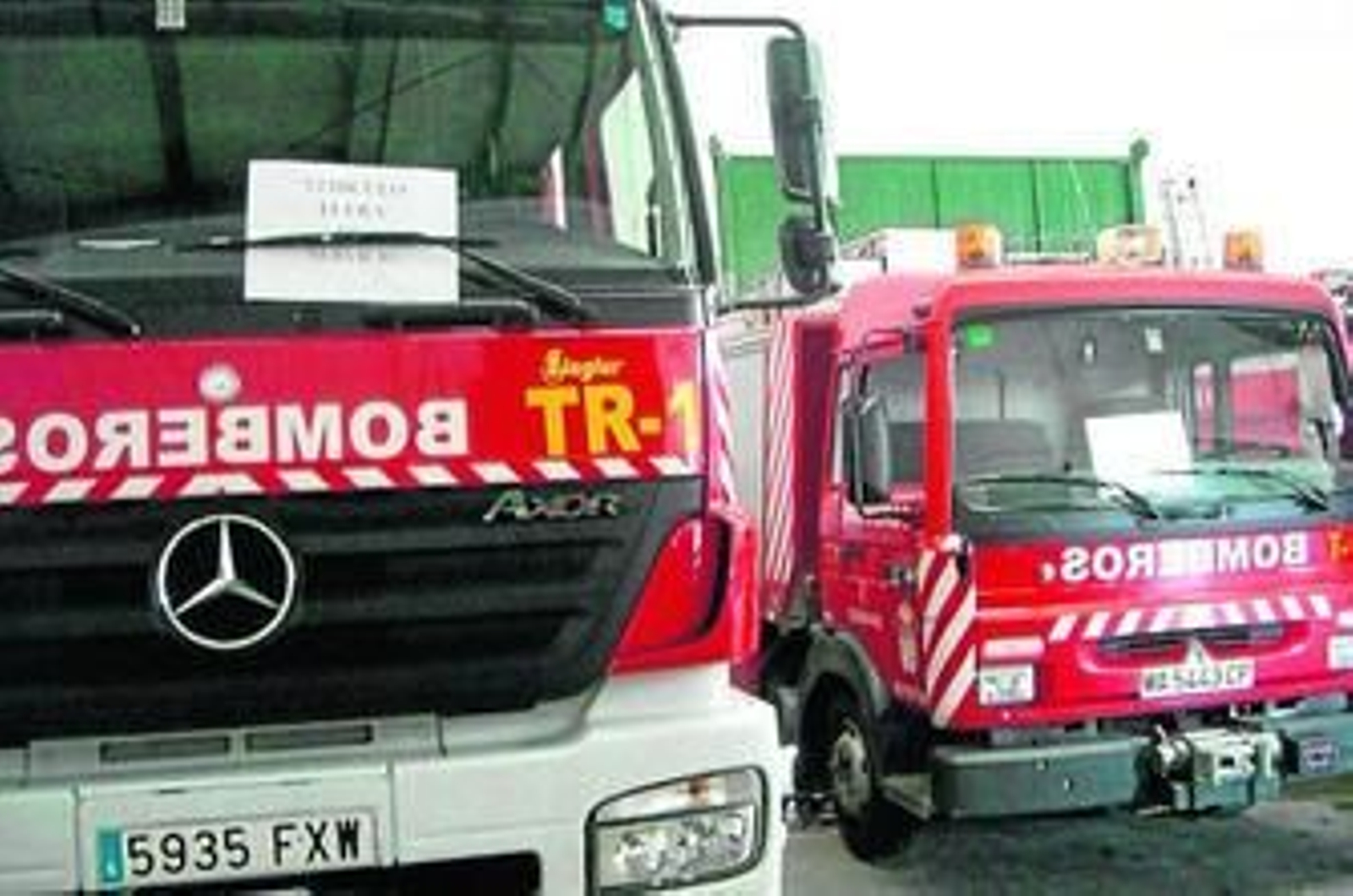 Dos camiones del Consorcio Provincial de Bomberos.