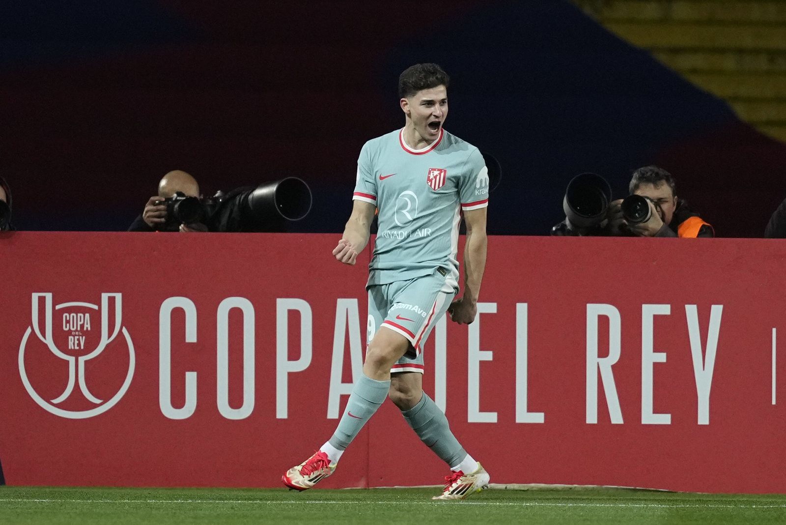 Las fotos del espectacular Barcelona - Atlético de Madrid