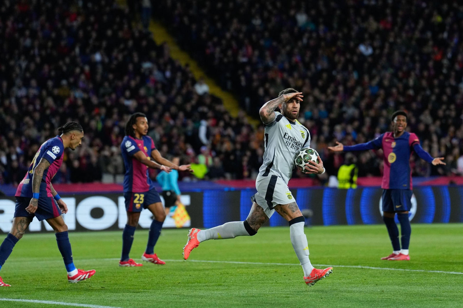 Las fotos del Barcelona - Benfica