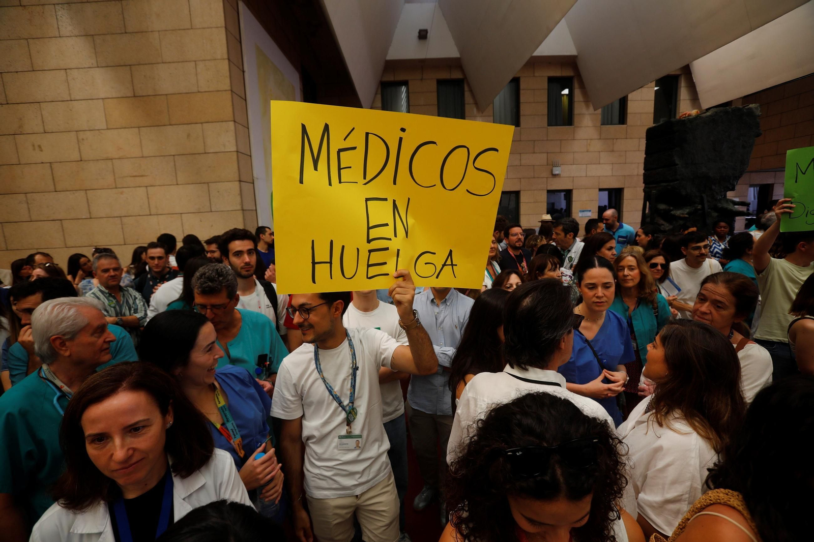 Imagen de archivo de la huelga de médicos del pasado mes de junio en Córdoba.