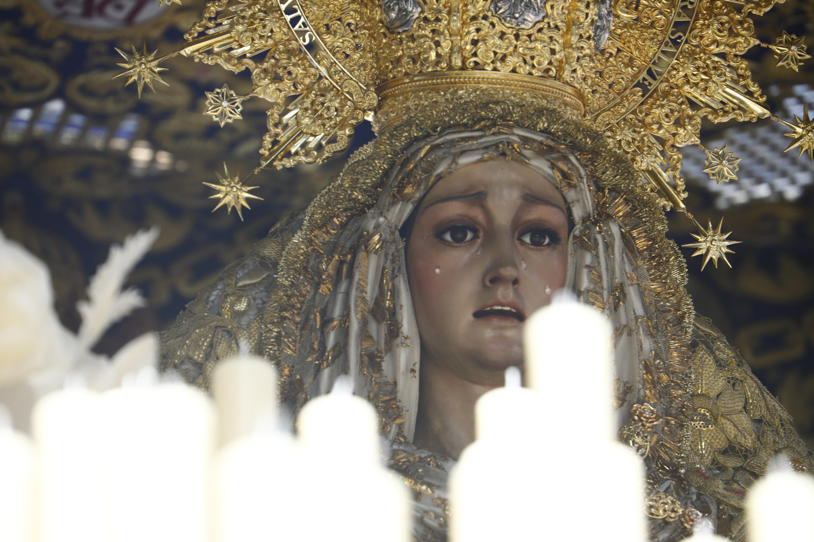 Lunes Santo en Córdoba: La procesión de la Merced, en imágenes
