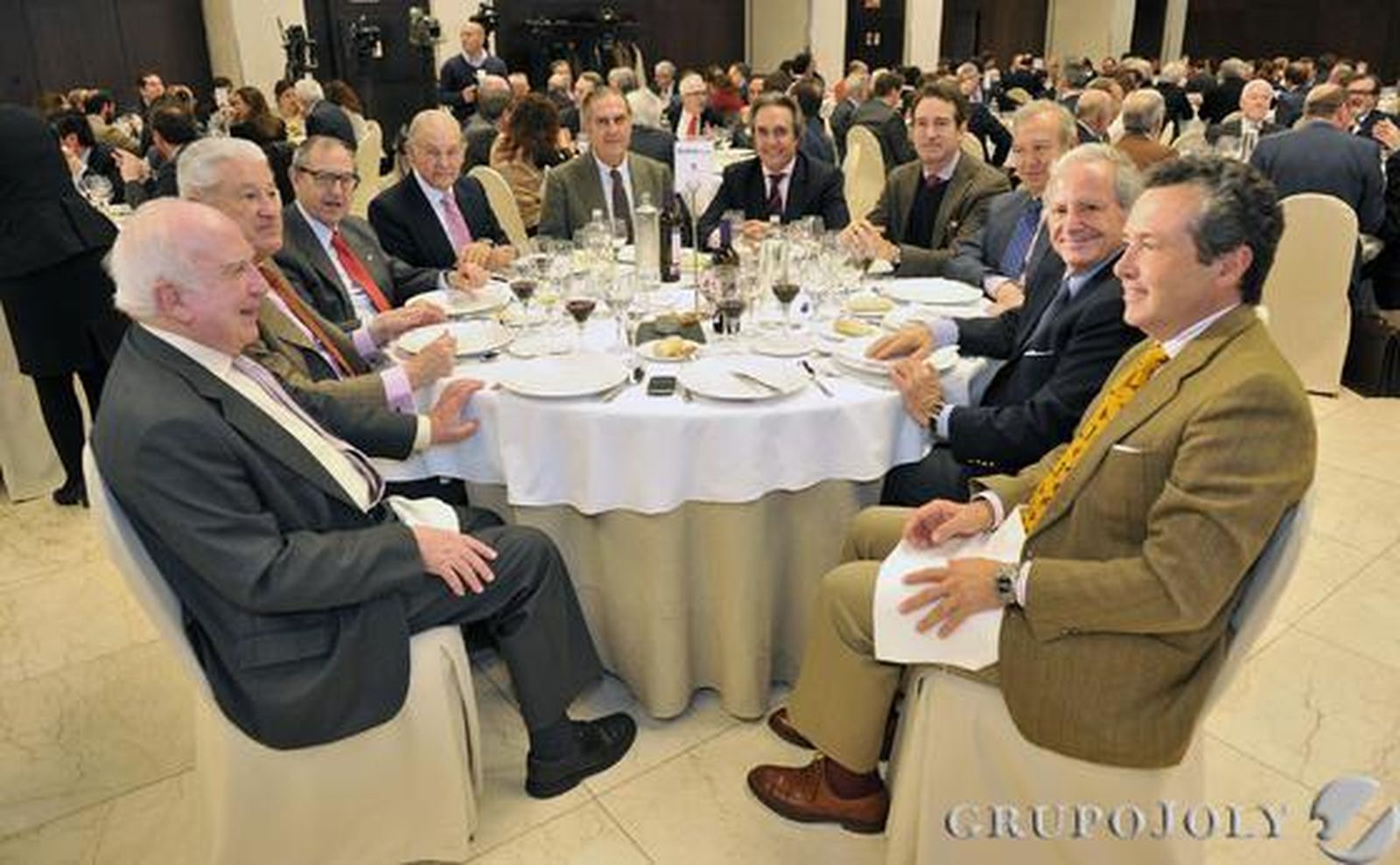 Carlos Oriol, Miguel Nuche, Guillermo Jiménez, José Bohórquez Mora-Figueroa, Jaime de Parias, Ramón Ybarra, Felipe Medina, Alfonso Barón, José Gandía y Gonzalo Madariaga.

Foto: Manuel Gómez/Juan Carlos Vázquez