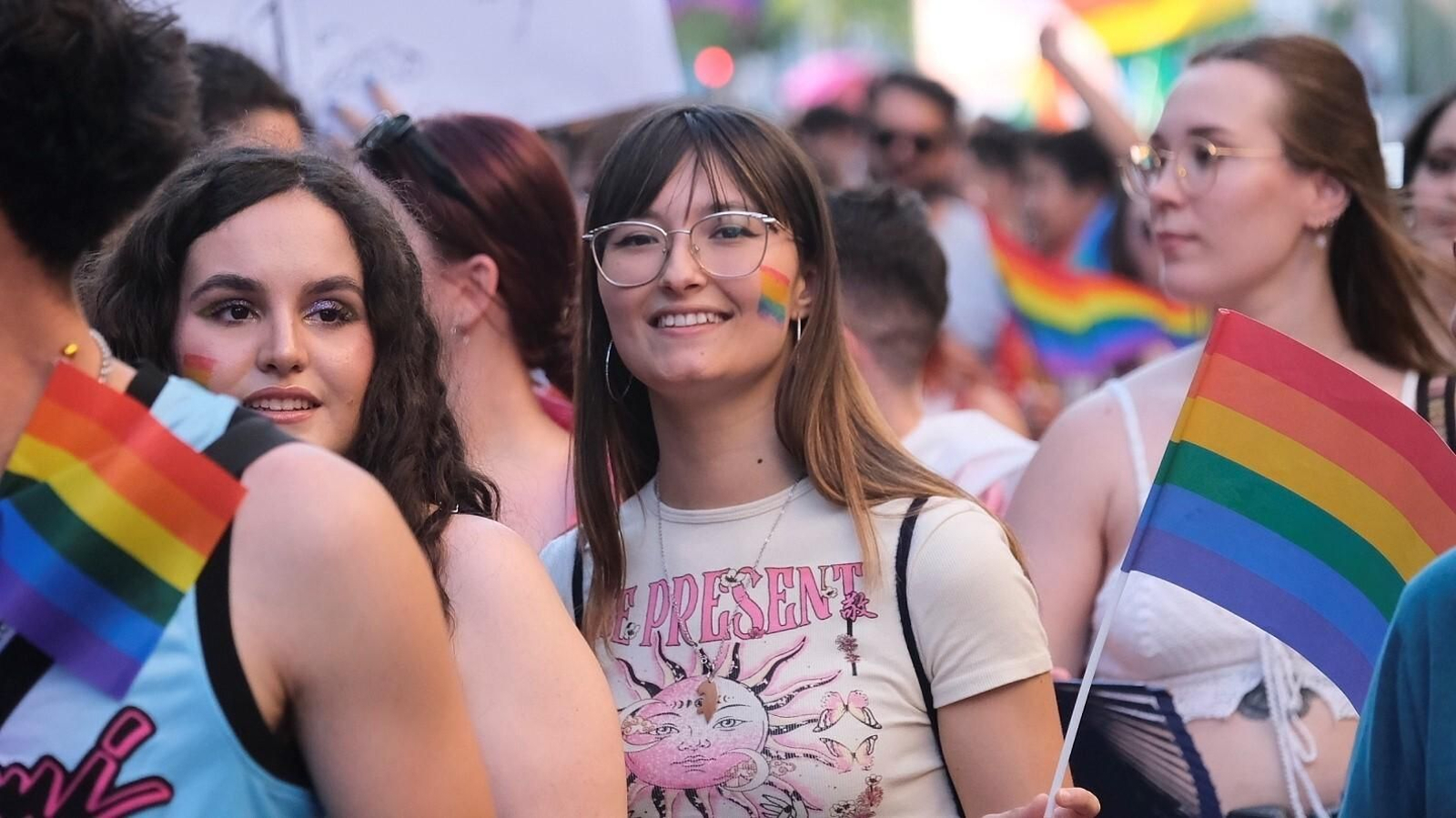 La marcha del Orgullo LGTBIQ+ en Córdoba, en imágenes