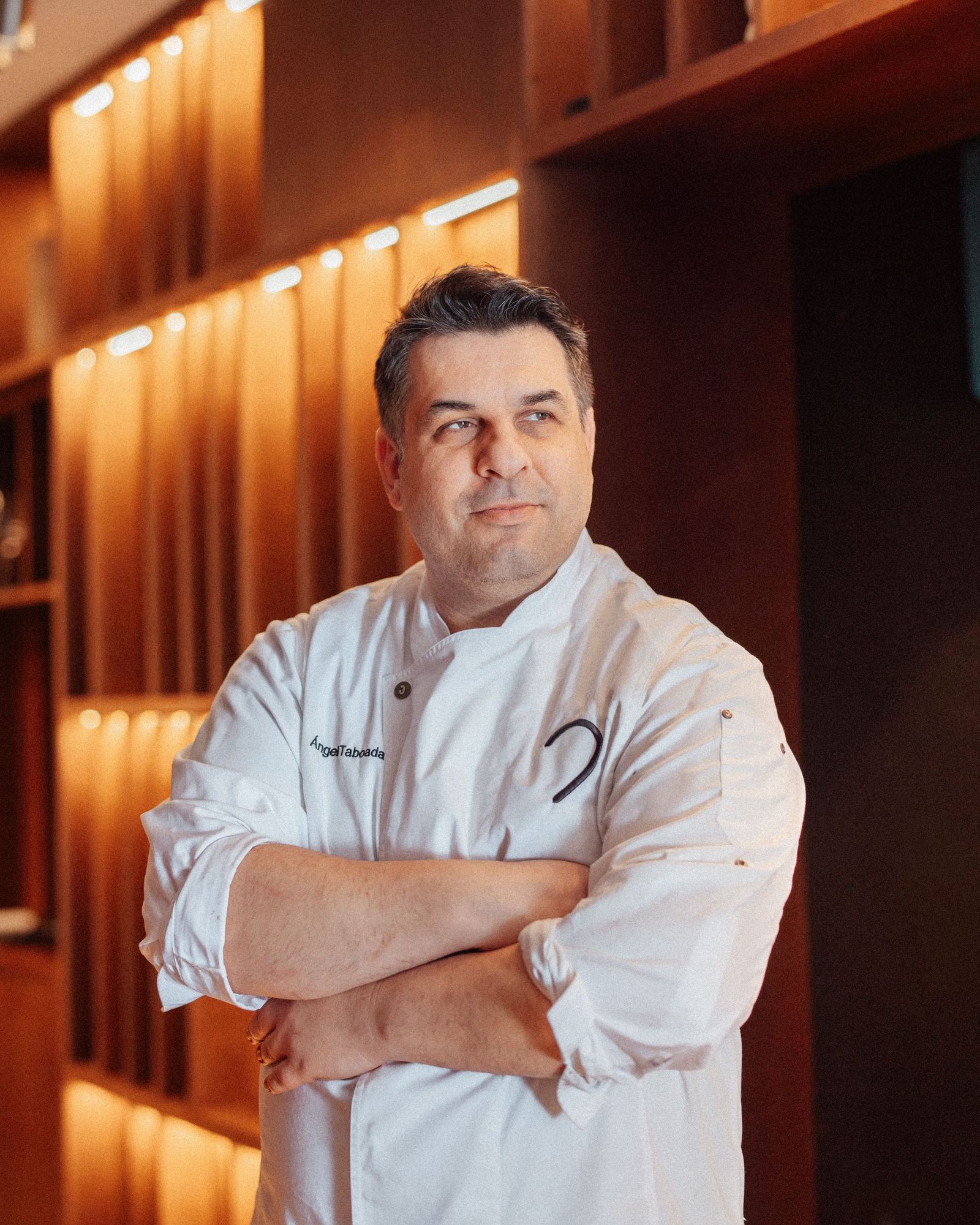 El chef del restaurante ETTU.