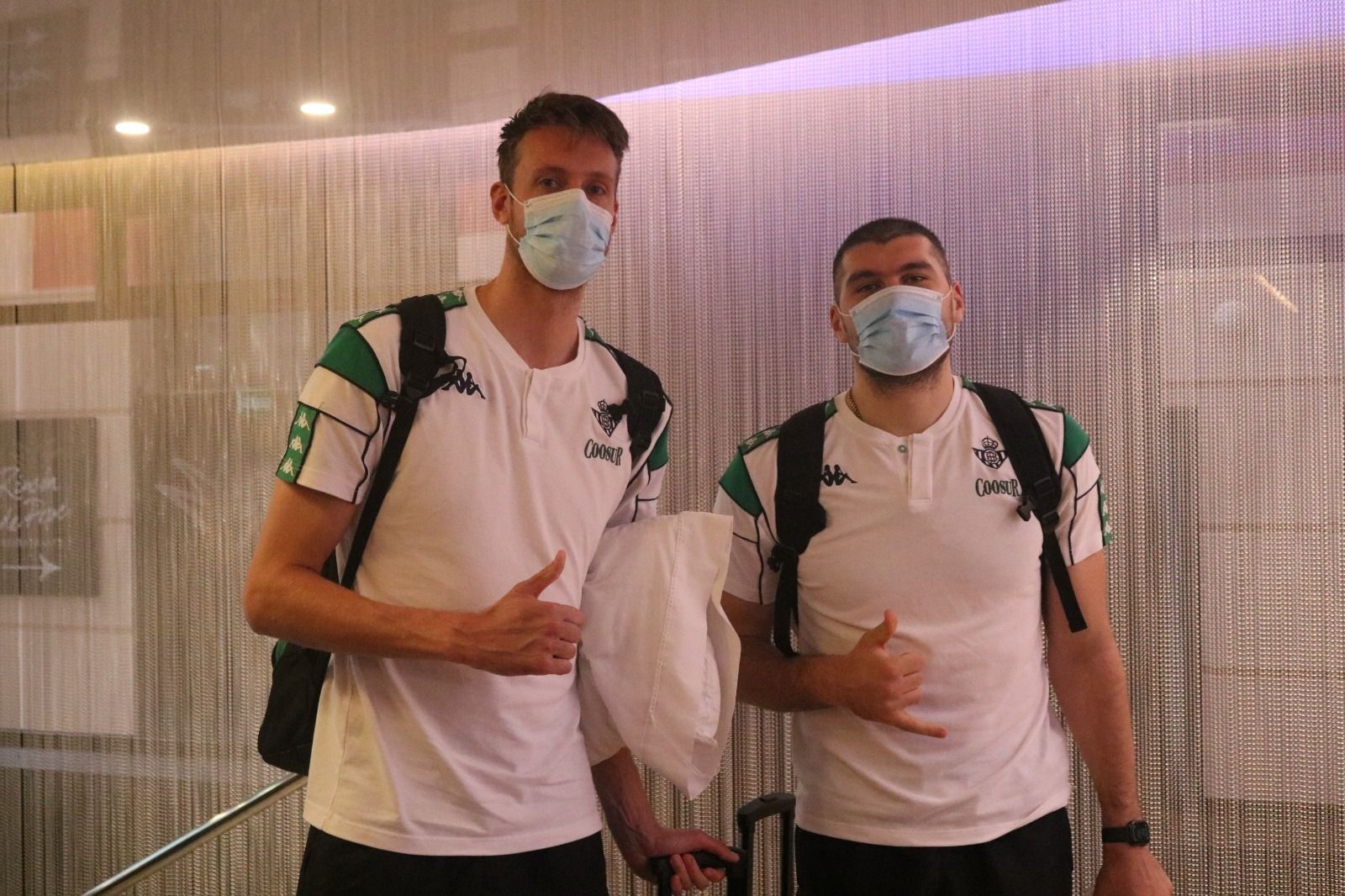 Spires junto a Burjanadze.