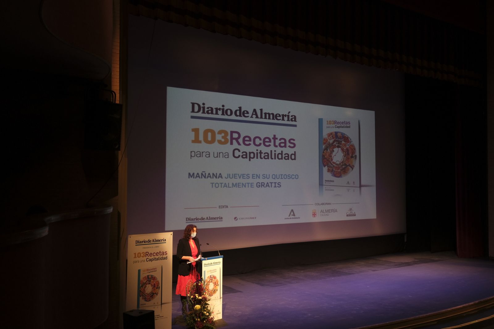 Fotogalería presentación libro '103 Recetas para una Capitalidad'. Almería
