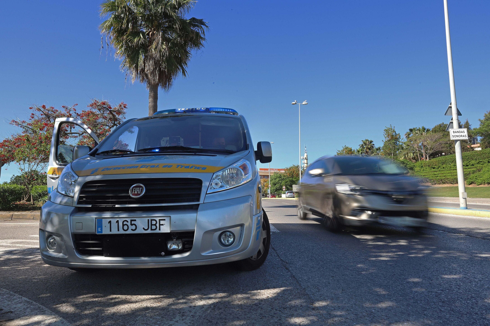 Un control de velocidad en Algeciras.