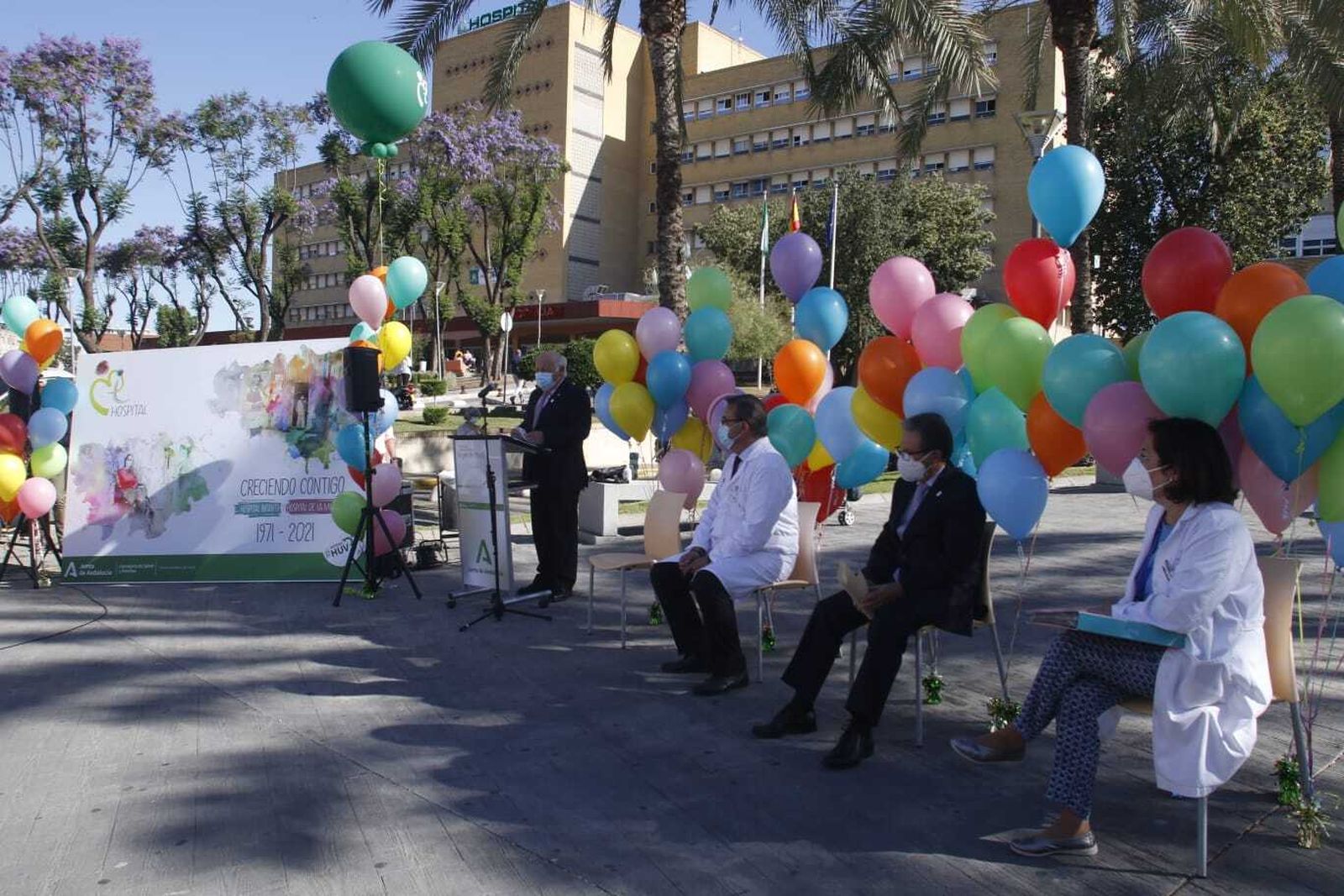 Presentación de los actos por el 50 cumpleaños del Hospital Infantil y el Hospital de La Mujer en el Virgen del Rocío.