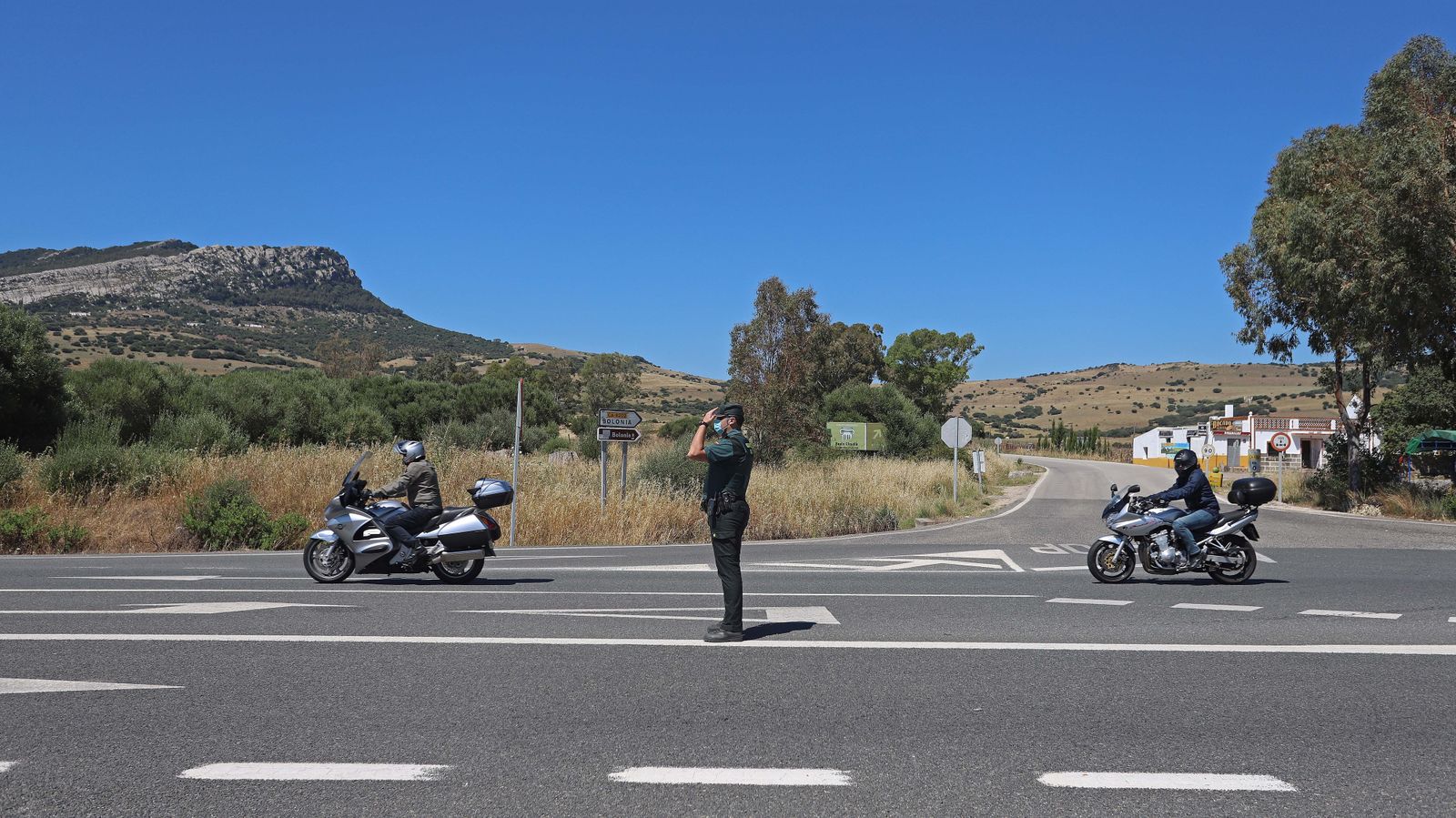 Restricciones de acceso a la playa de Bolonia