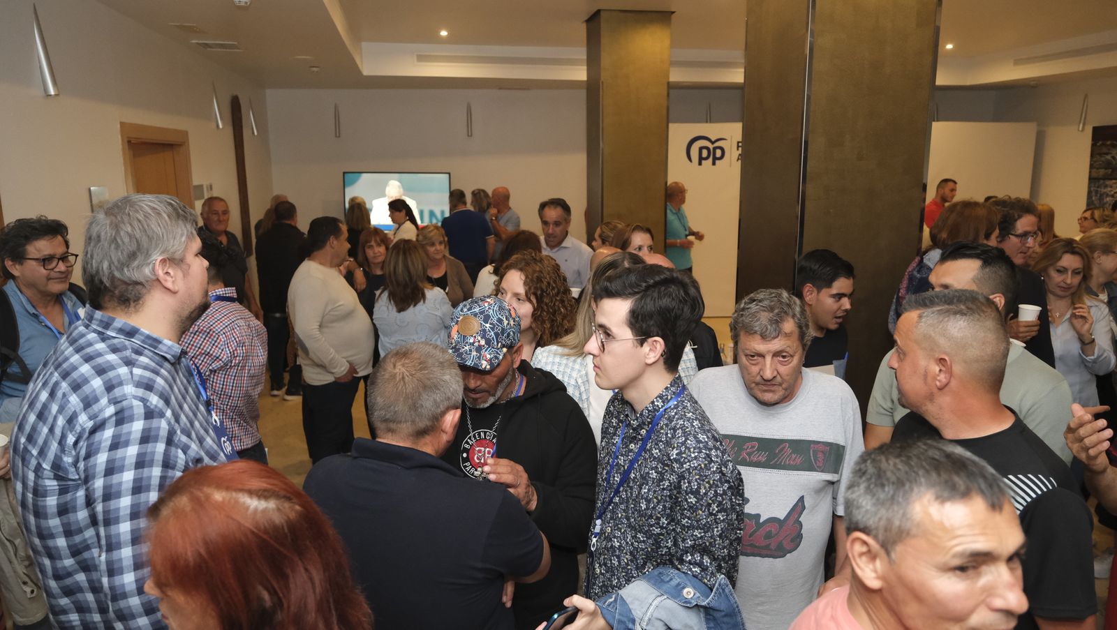 Imágenes de la noche de Elecciones Municipales 2023, en Almería