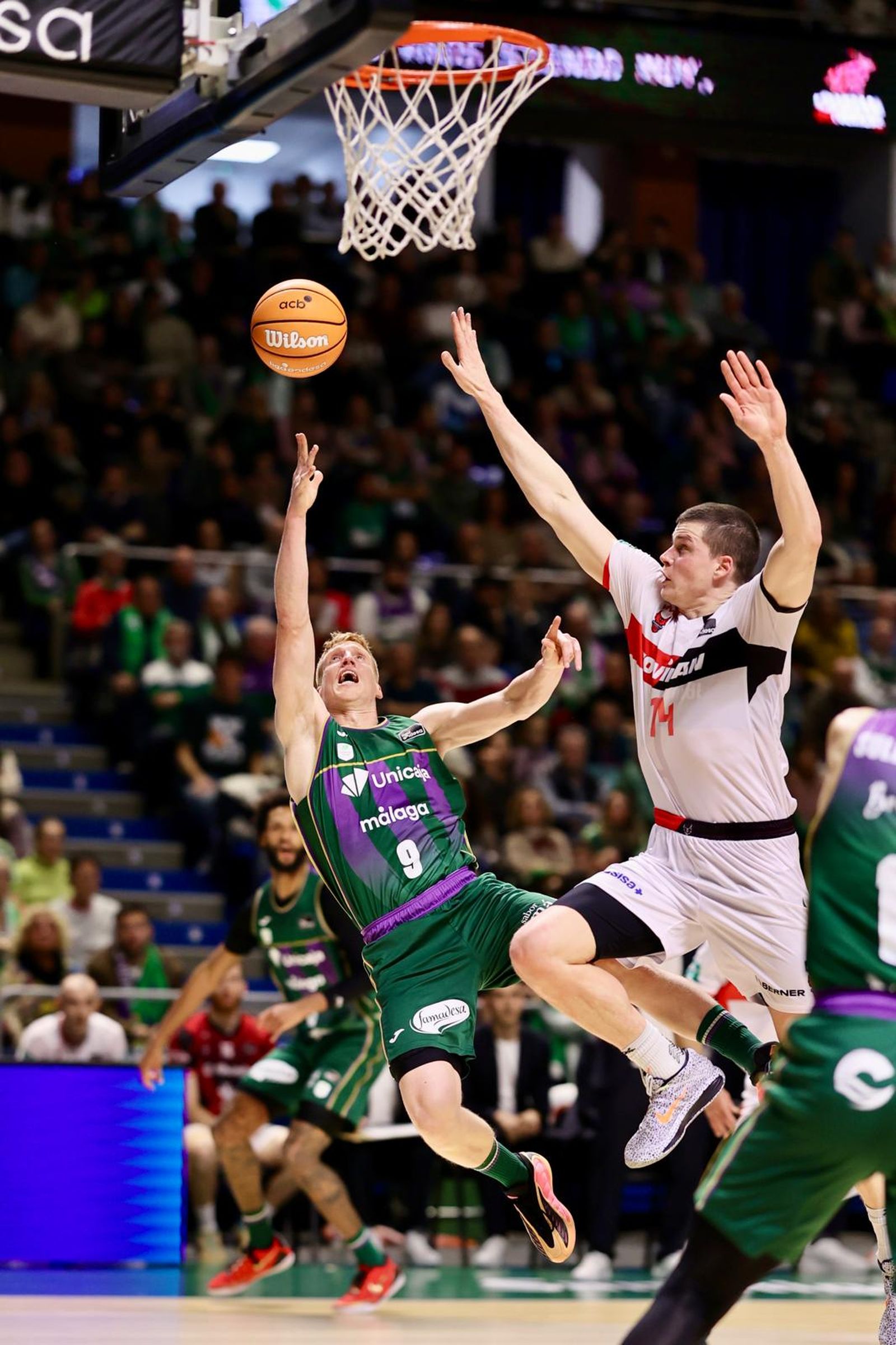 El Unicaja-Covirán Granada, en fotos