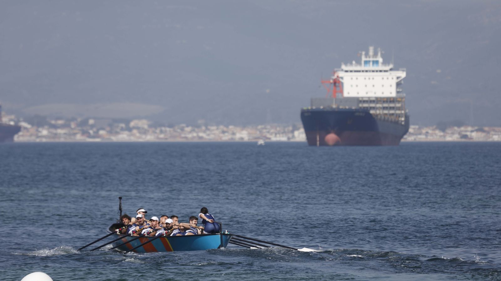 Las fotos de la segunda jornada del Campeonato de España de remo en banco fijo LLaut de La Línea