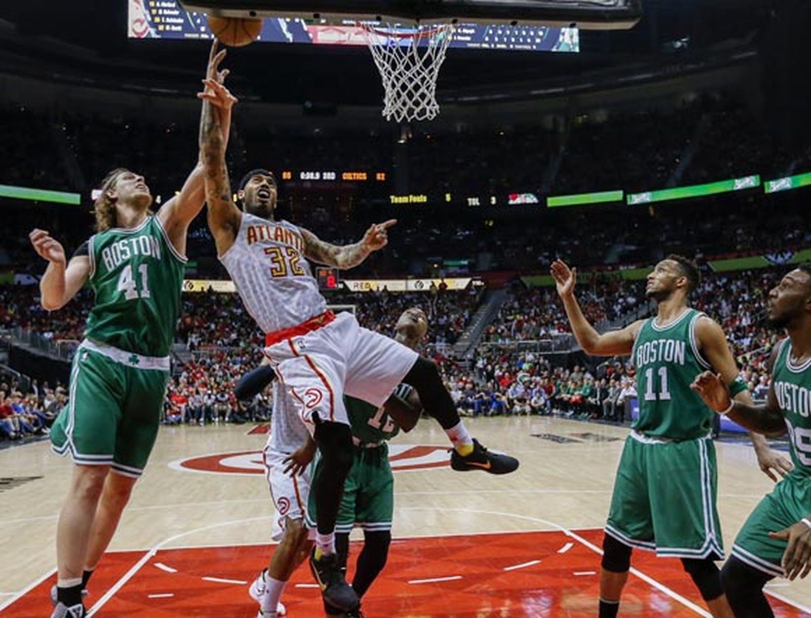 Los Raptors y los Hawks acarician el pase a las semifinales de la Conferencia Este