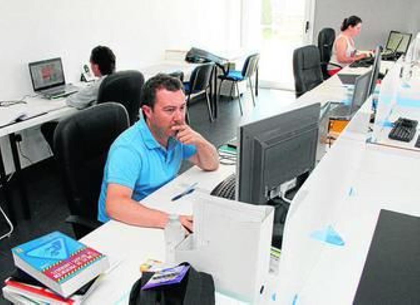 Algunos de los profesionales que trabajan actualmente en las instalaciones de Onubawork Algunos de los profesionales que trabajan actualmente en las instalaciones de Onubawork