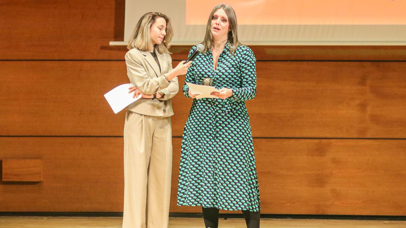 Raquel Rendón, premio Constantino Ruiz a la Libertad de Expresión.